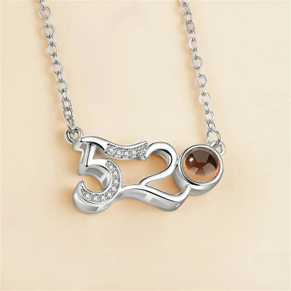 Romantic Projection Pendant Necklace