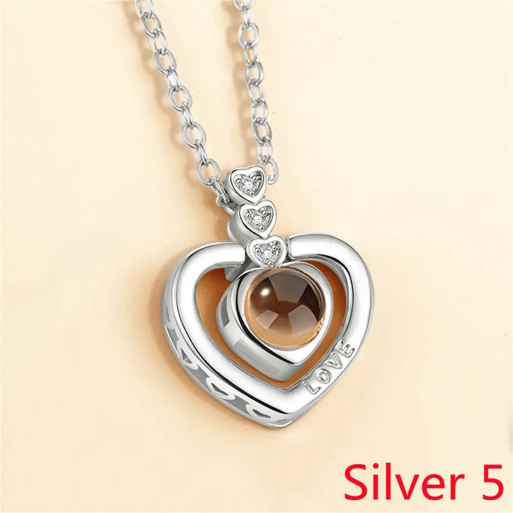 Romantic Projection Pendant Necklace